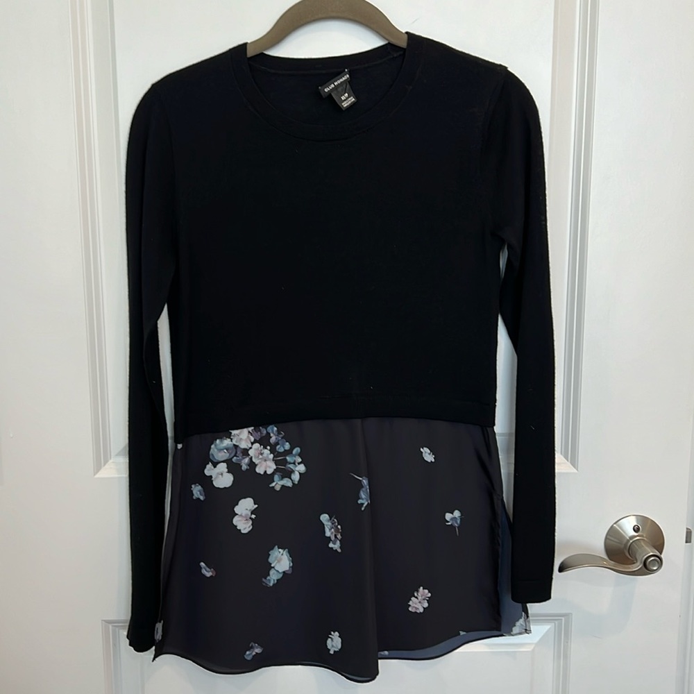 Club Monaco knit top